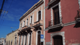 11 Casa Ecle╠üctica